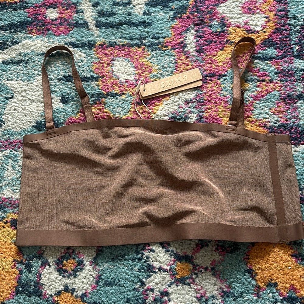 Skims sheer sculpt bandeau. Not worn too small.